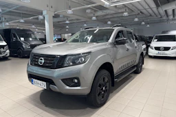Harmaa Nissan Navara 2019 kuva 13.