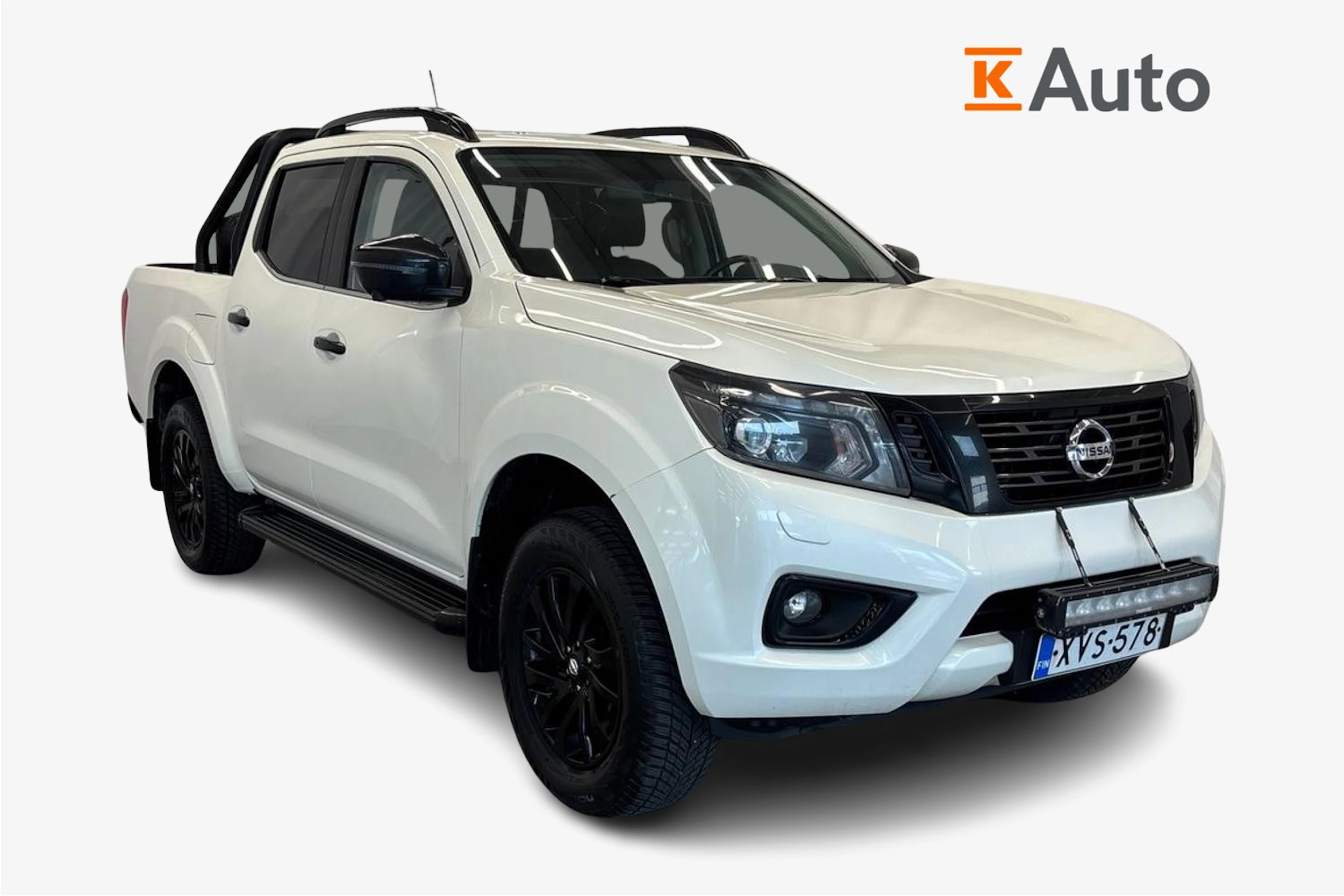 valkoinen Nissan Navara 2019 kuva 1.