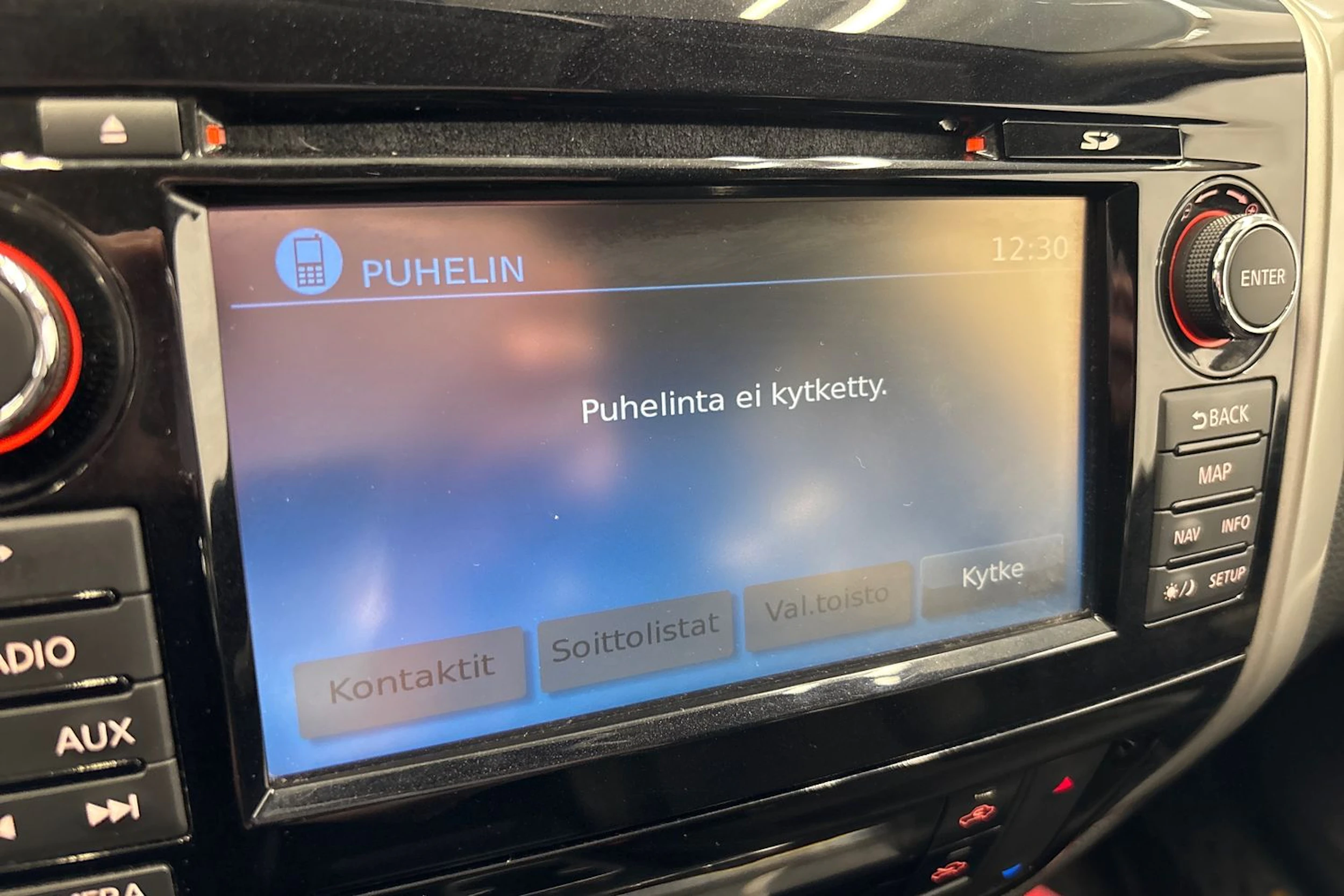 valkoinen Nissan Navara 2019 kuva 18.