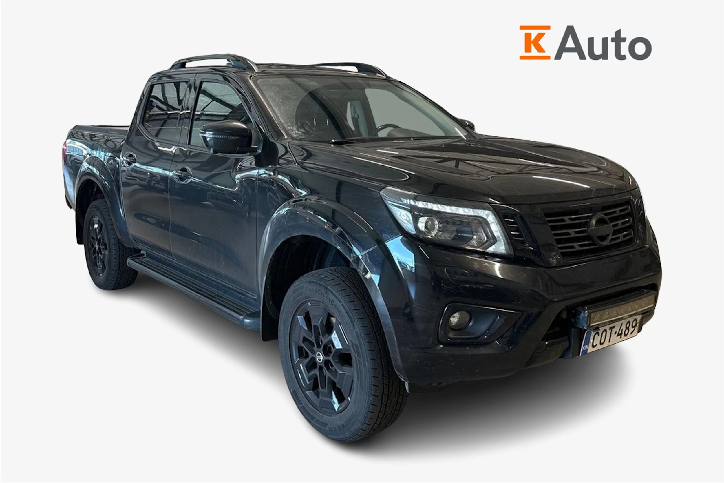 musta Nissan Navara 2020 kuva 1.