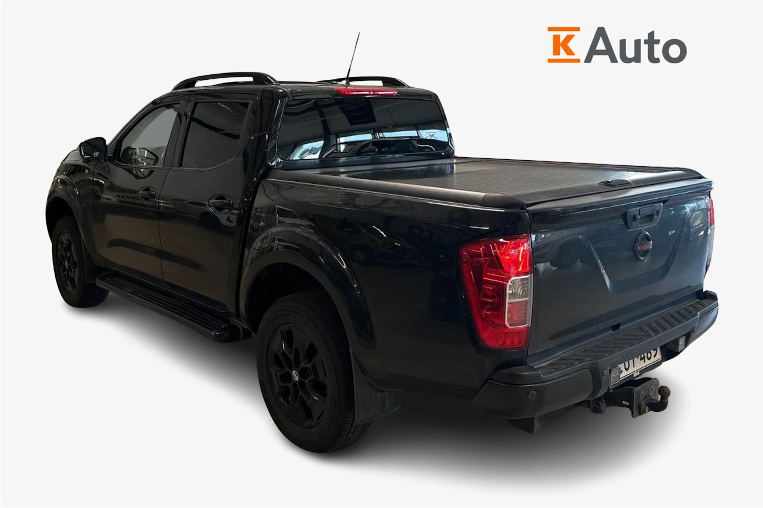 musta Nissan Navara 2020 kuva 2.