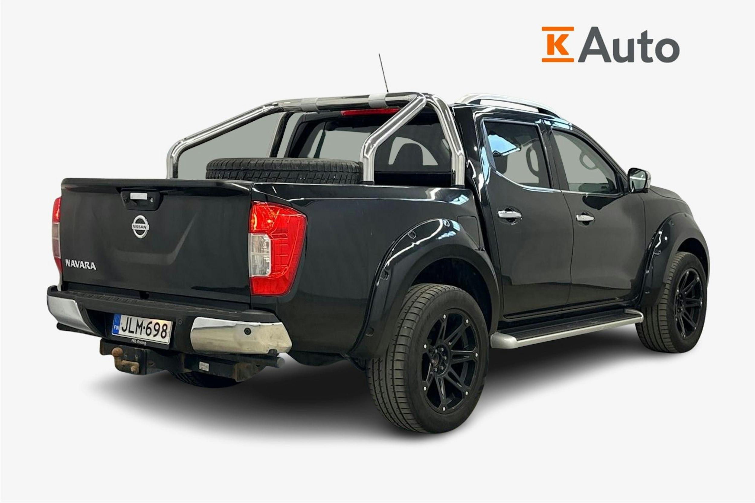 musta Nissan Navara 2020 kuva 2.