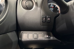 Musta Nissan Navara 2020 kuva 24.