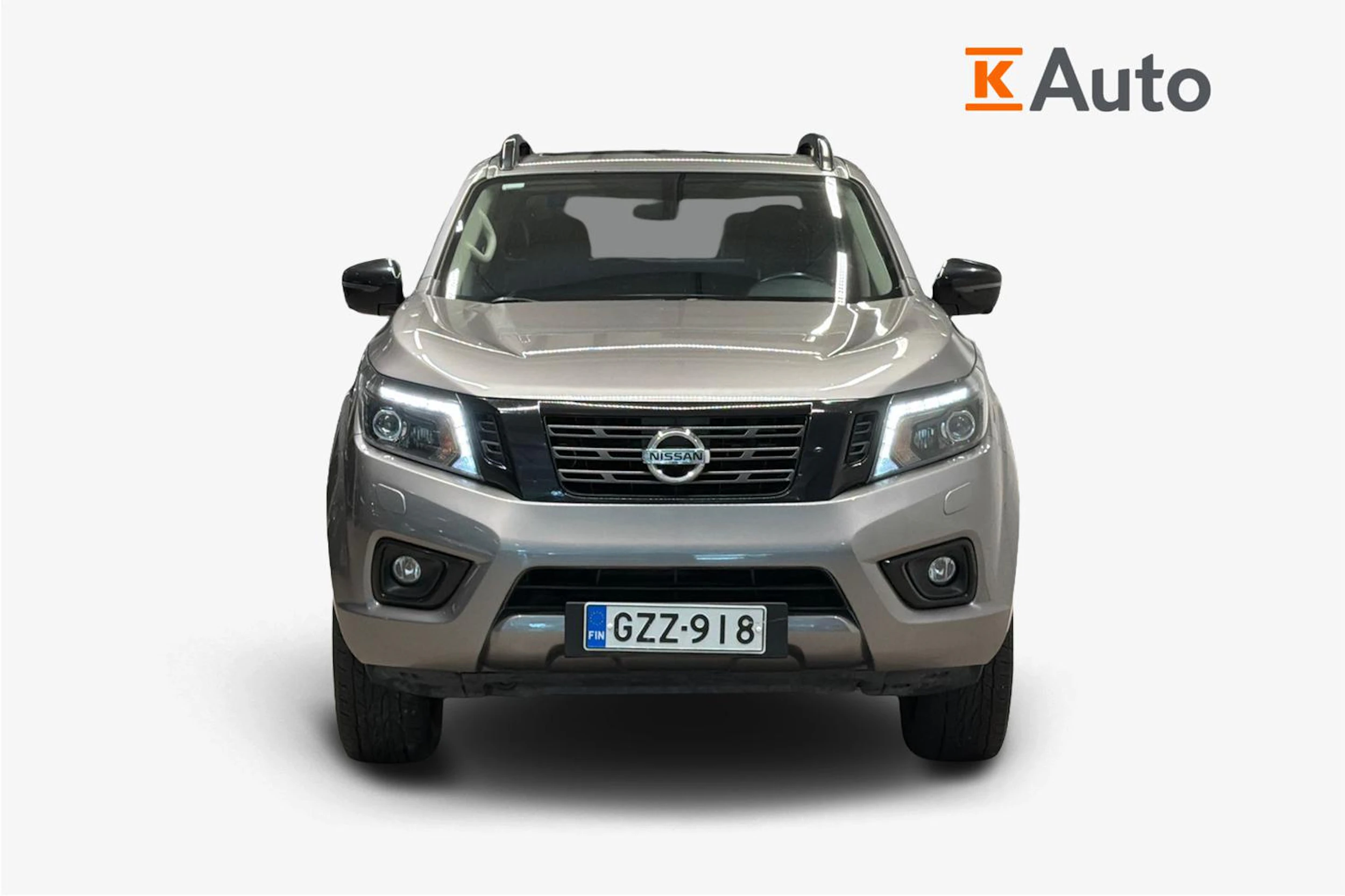 harmaa Nissan Navara 2021 kuva 5.