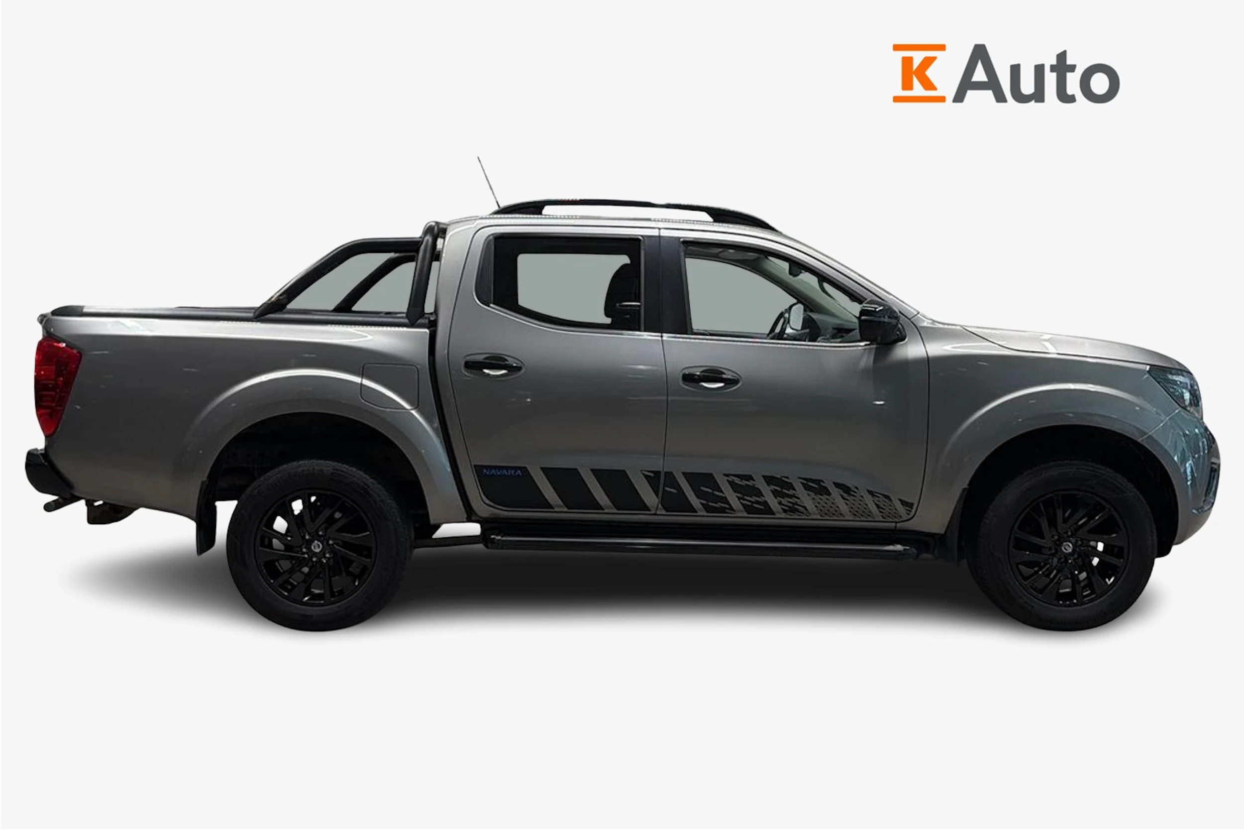 harmaa Nissan Navara 2021 kuva 7.