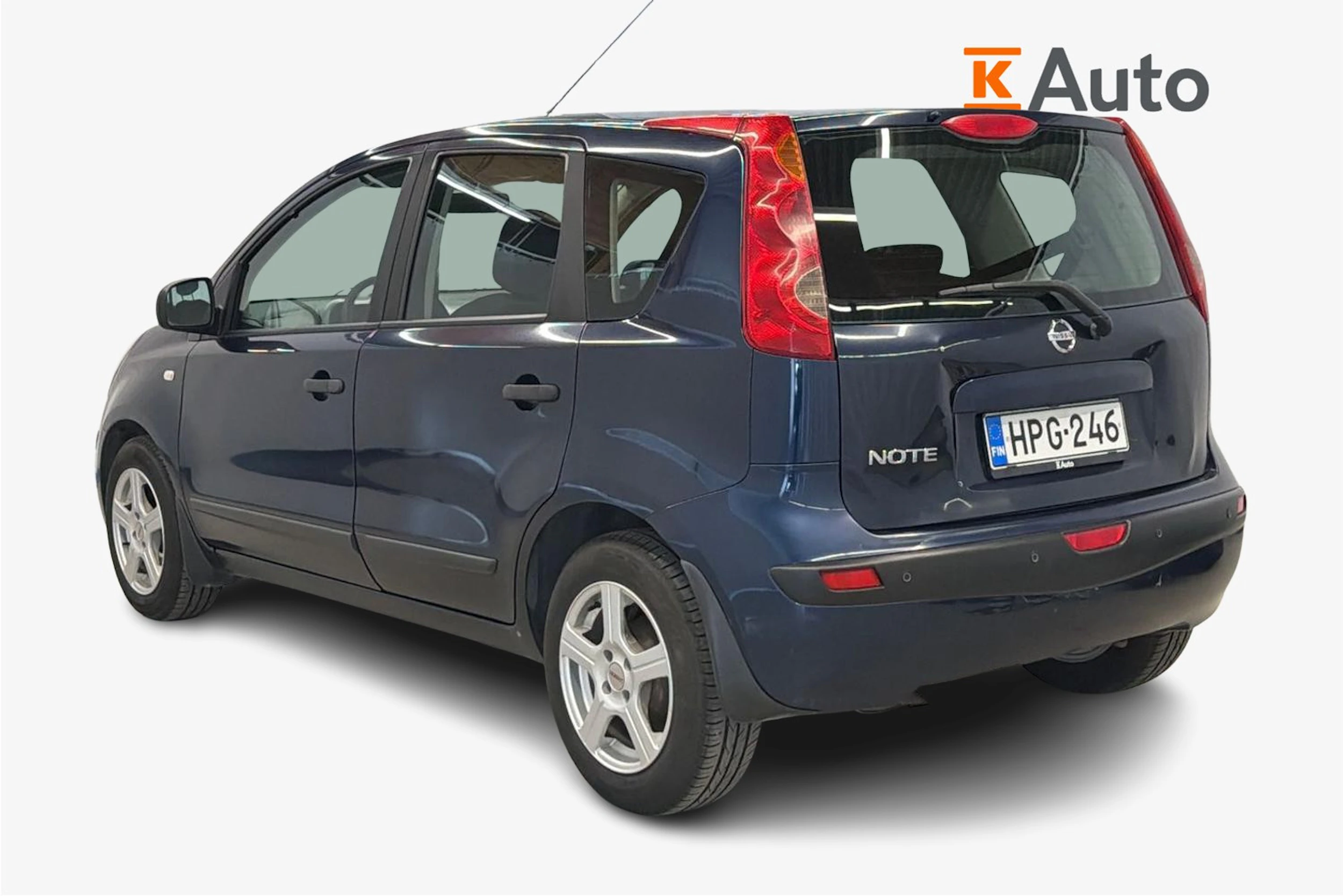 sininen Nissan Note 2006 kuva 3.