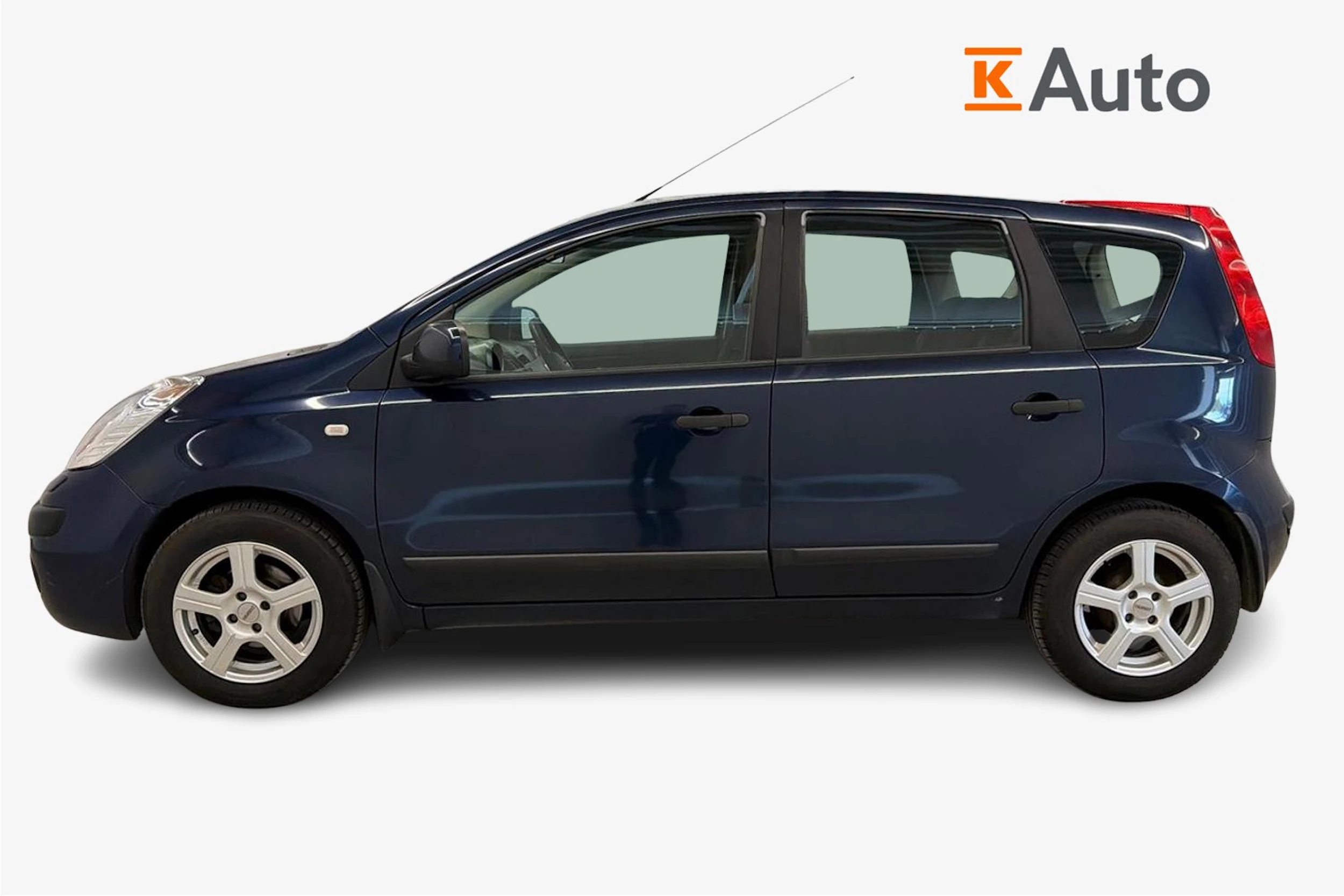 sininen Nissan Note 2006 kuva 7.
