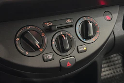 sininen Nissan Note 2006 kuva 18.