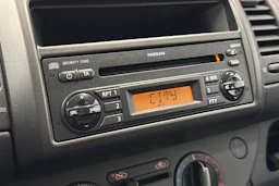 sininen Nissan Note 2006 kuva 19.