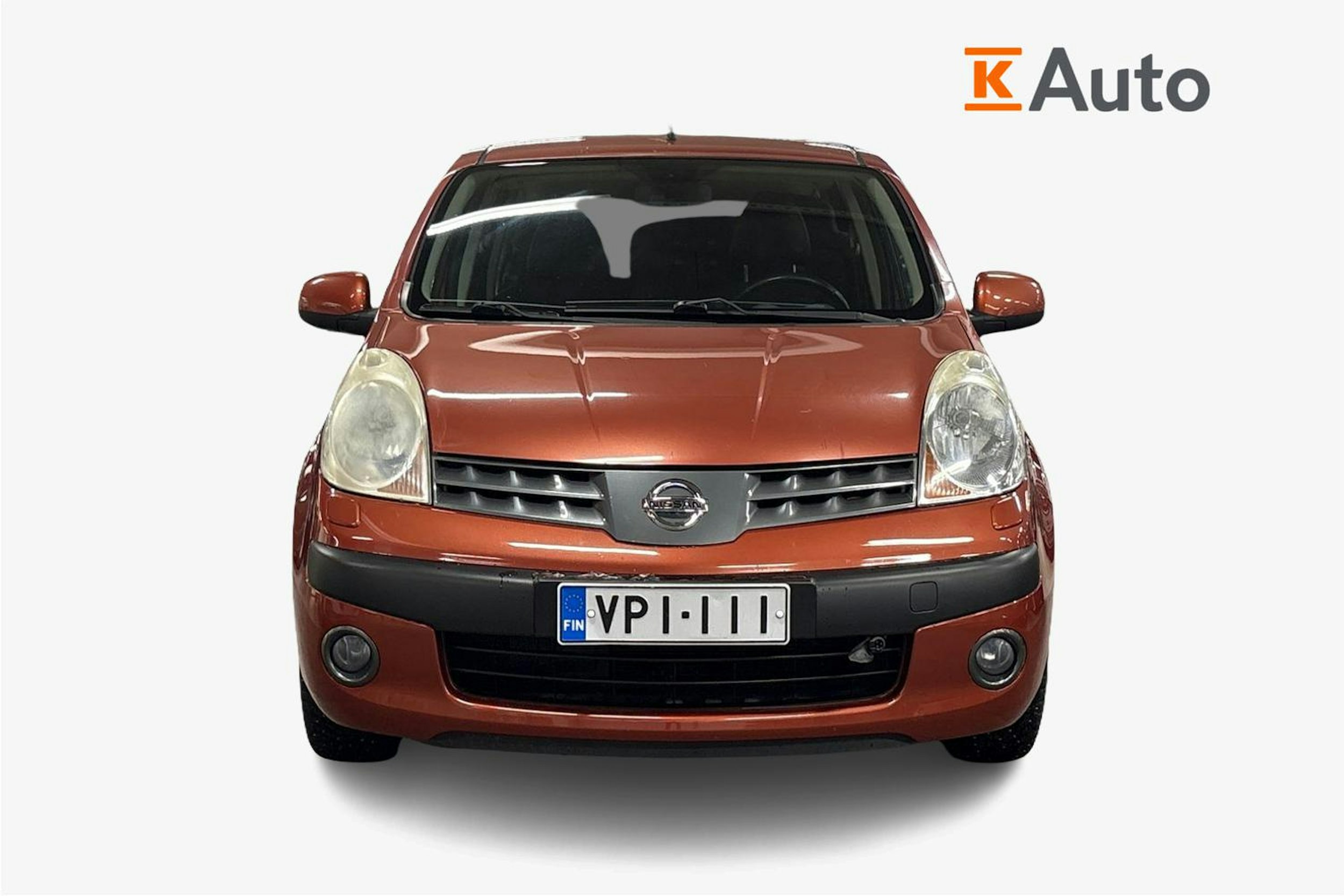 oranssi Nissan Note 2006 kuva 5.