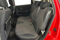 punainen Nissan Note 2007 kuva 10.