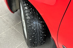 punainen Nissan Note 2007 kuva 13.