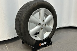 punainen Nissan Note 2007 kuva 30.