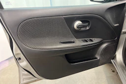 Hopea Nissan Note 2008 kuva 12.