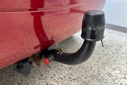 punainen Nissan Note 2008 kuva 15.