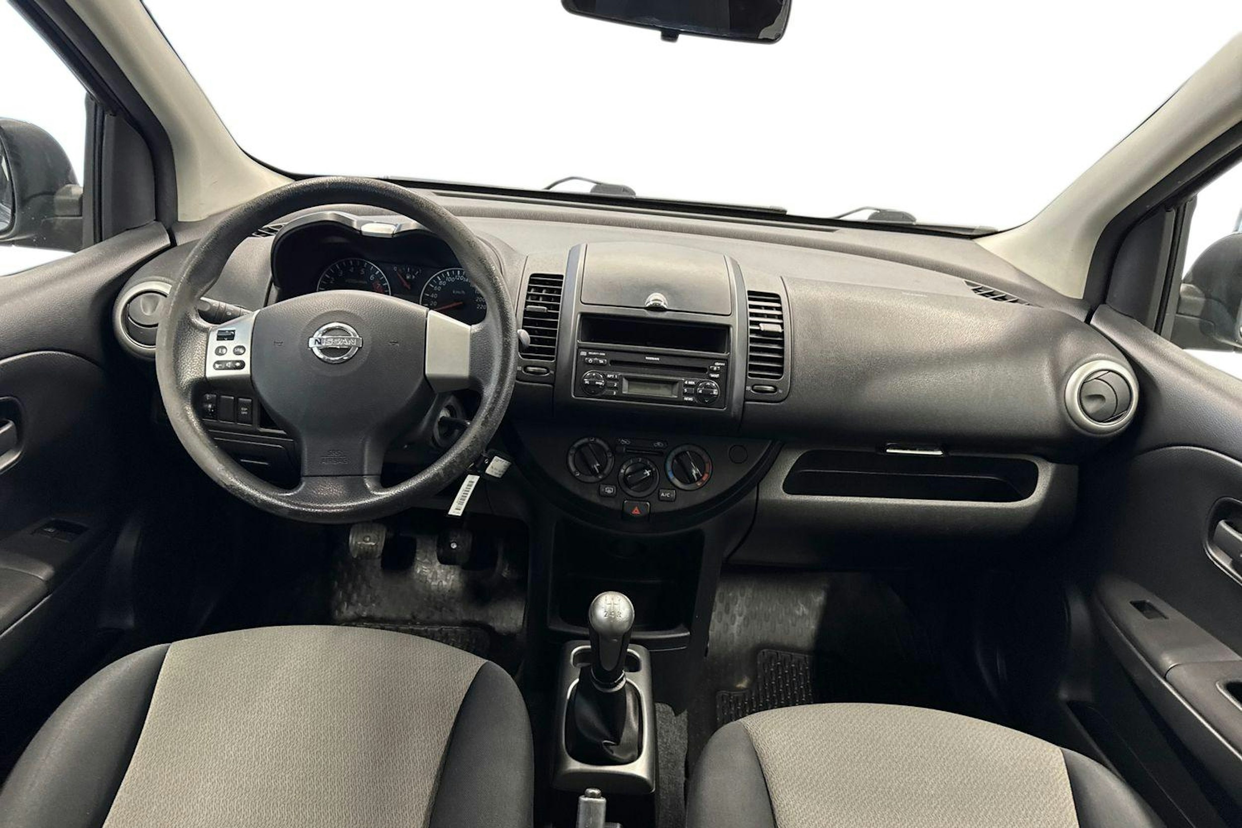 sininen Nissan Note 2009 kuva 9.