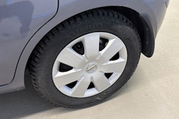 sininen Nissan Note 2009 kuva 13.