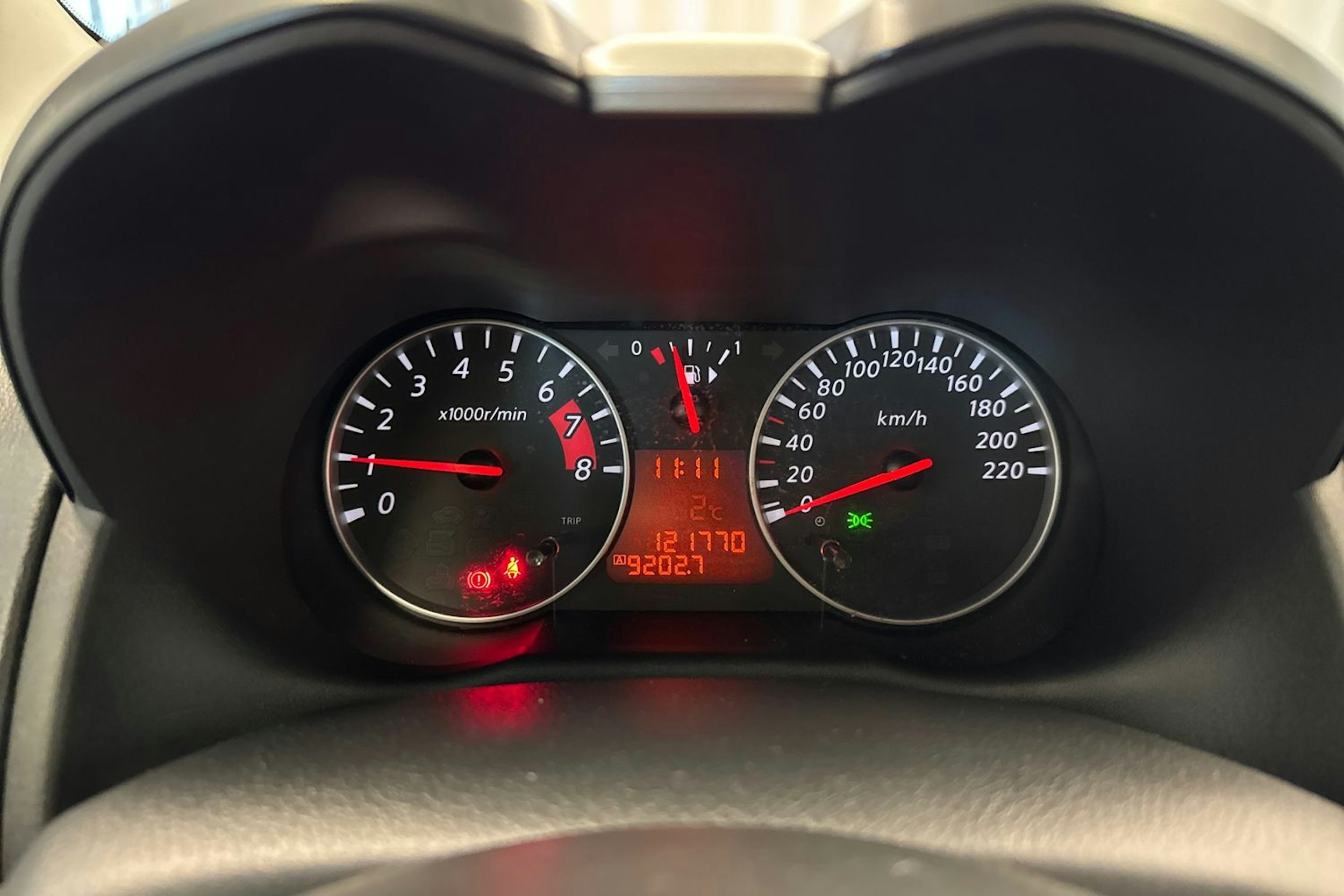 sininen Nissan Note 2009 kuva 15.