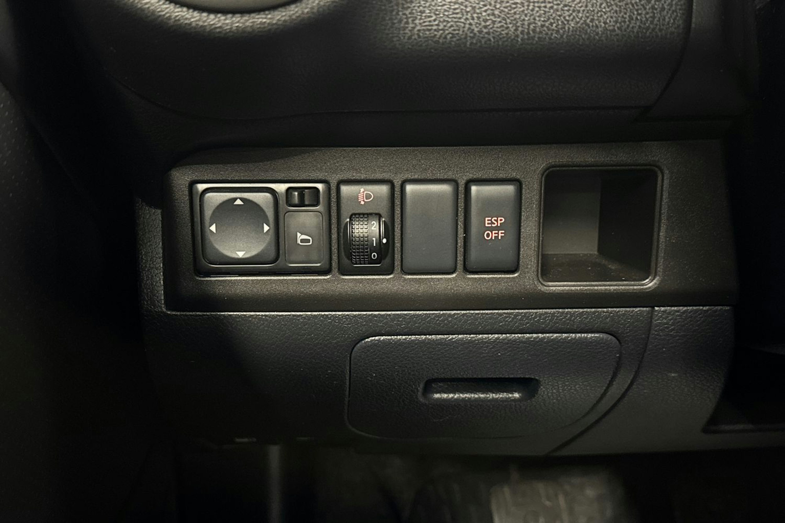 sininen Nissan Note 2009 kuva 21.