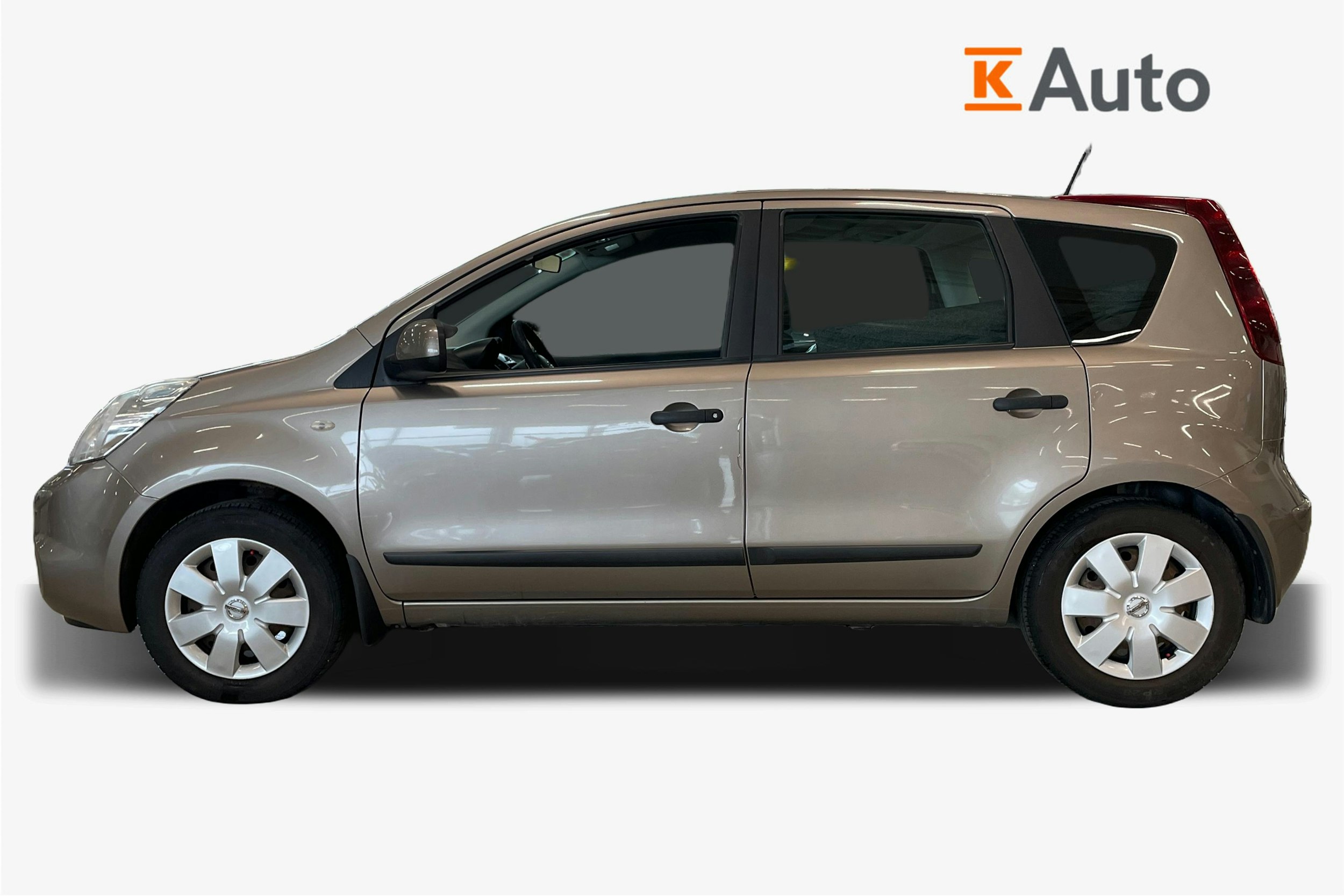 ruskea (beige) Nissan Note 2010 kuva 6.