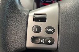 ruskea (beige) Nissan Note 2010 kuva 16.