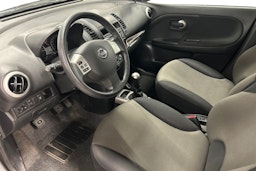 harmaa Nissan Note 2010 kuva 3.