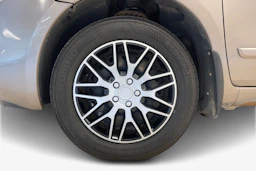 Ruskea (beige) Nissan Note 2011 kuva 9.