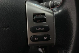 Ruskea (beige) Nissan Note 2011 kuva 15.