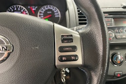 musta Nissan Note 2013 kuva 18.