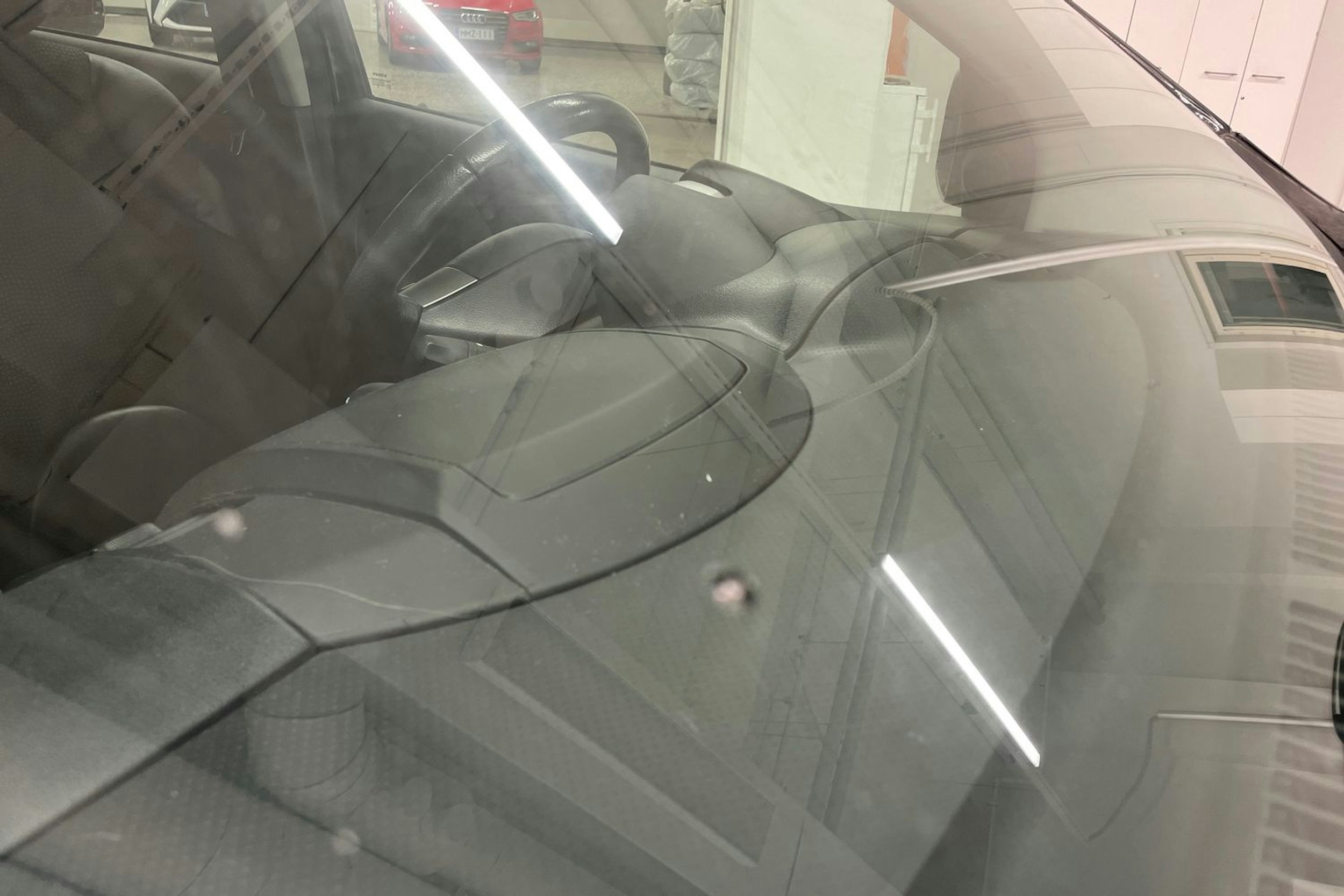 musta Nissan Note 2013 kuva 25.