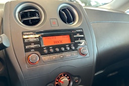 valkoinen Nissan Note 2014 kuva 20.