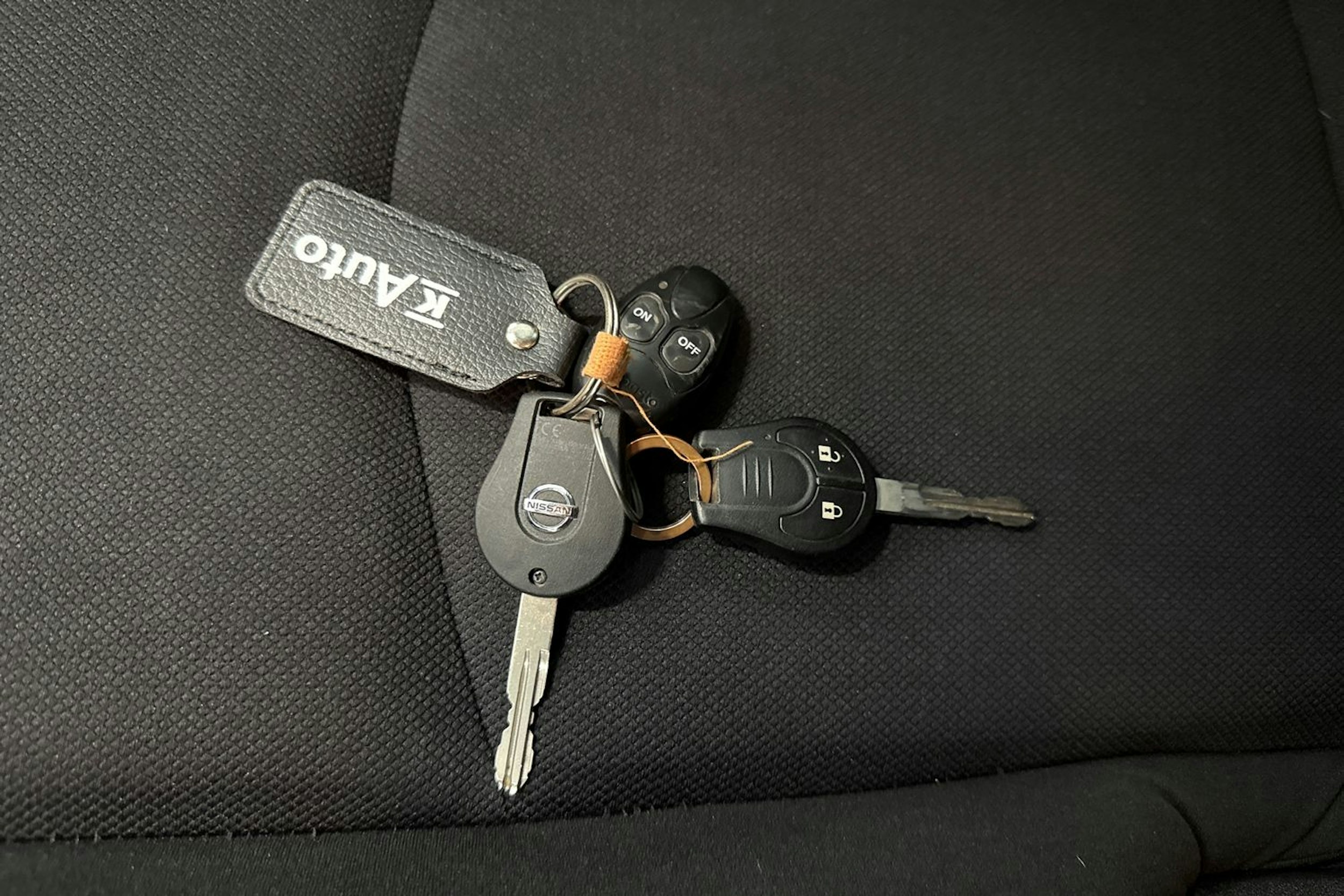 valkoinen Nissan Note 2014 kuva 21.