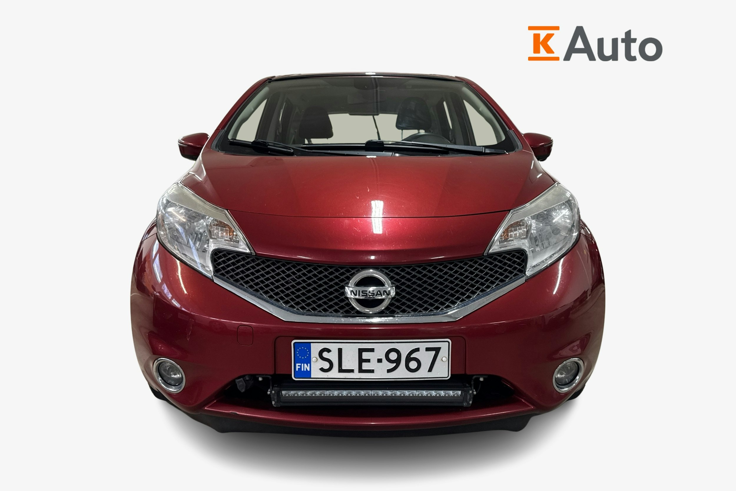 Punainen Nissan Note 2014 kuva 4.