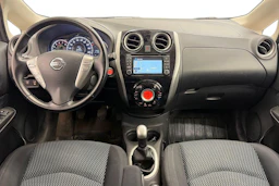 Harmaa Nissan Note 2015 kuva 7.