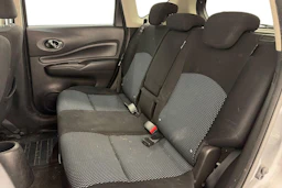 Harmaa Nissan Note 2015 kuva 8.