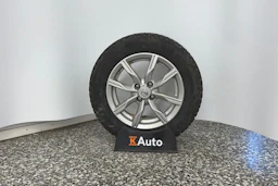 Harmaa Nissan Note 2015 kuva 10.