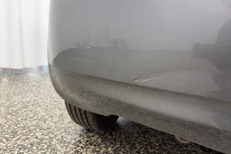 Harmaa Nissan Note 2015 kuva 27.