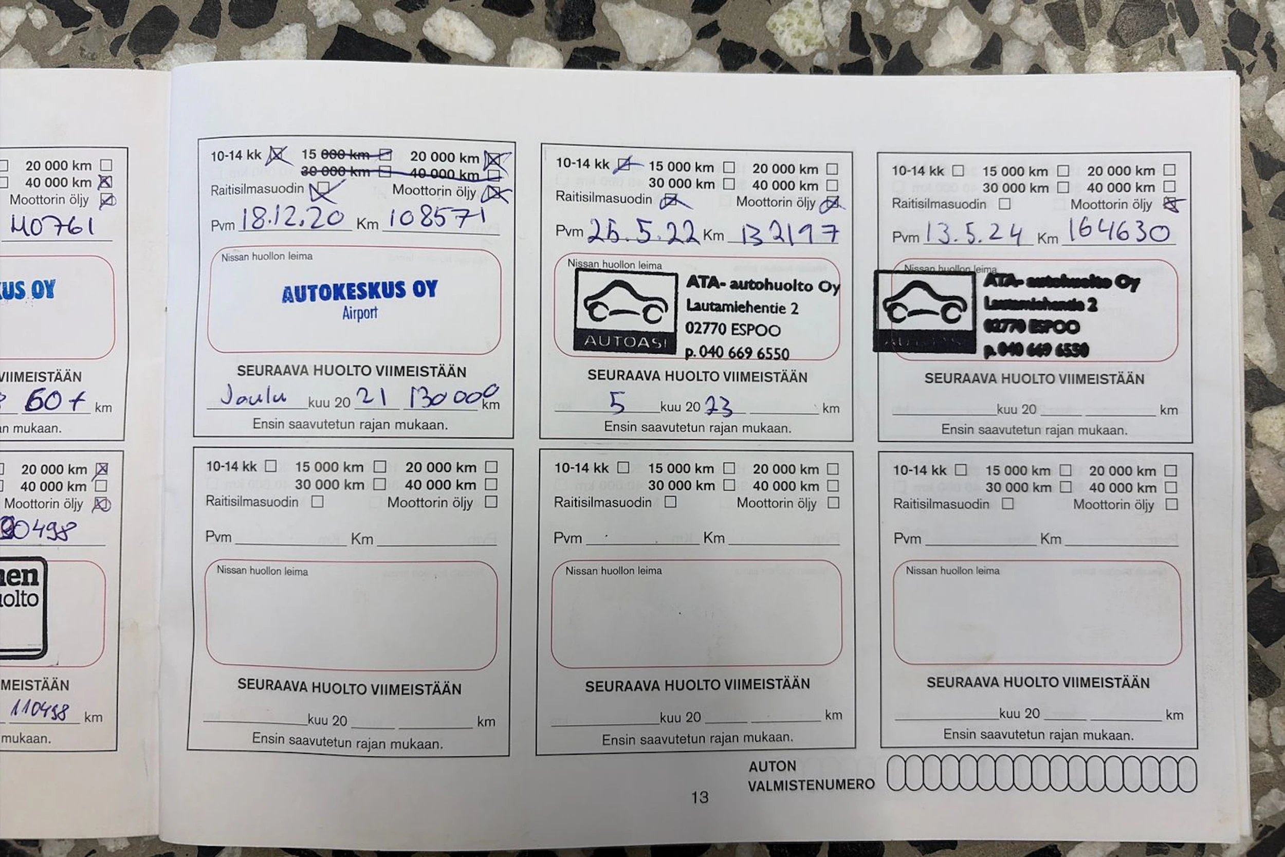 Harmaa Nissan Note 2015 kuva 29.