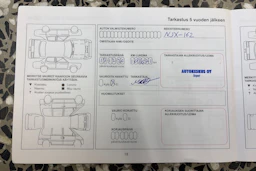 Harmaa Nissan Note 2015 kuva 30.