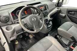 valkoinen Nissan NV200 2011 kuva 6.