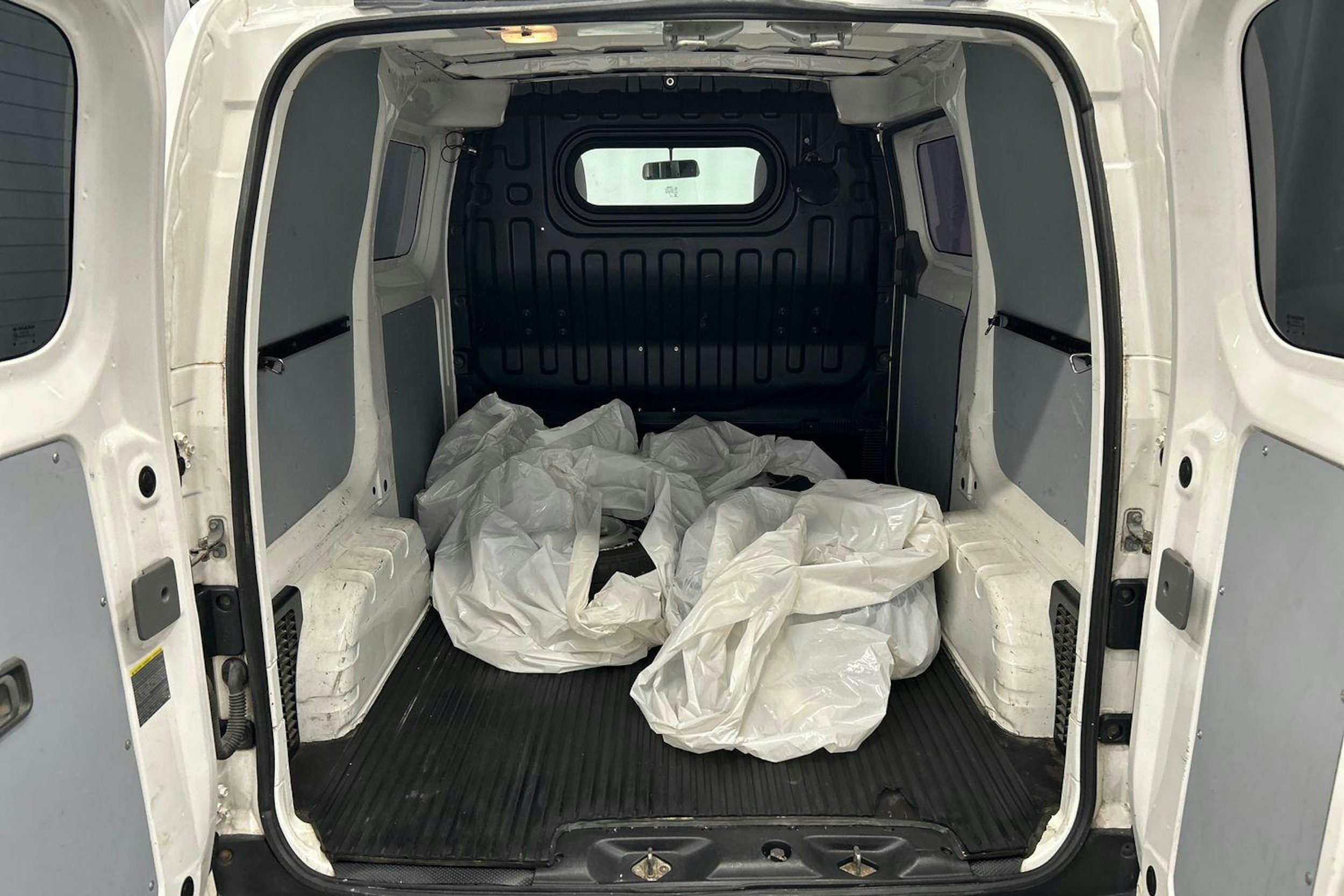 valkoinen Nissan NV200 2011 kuva 8.