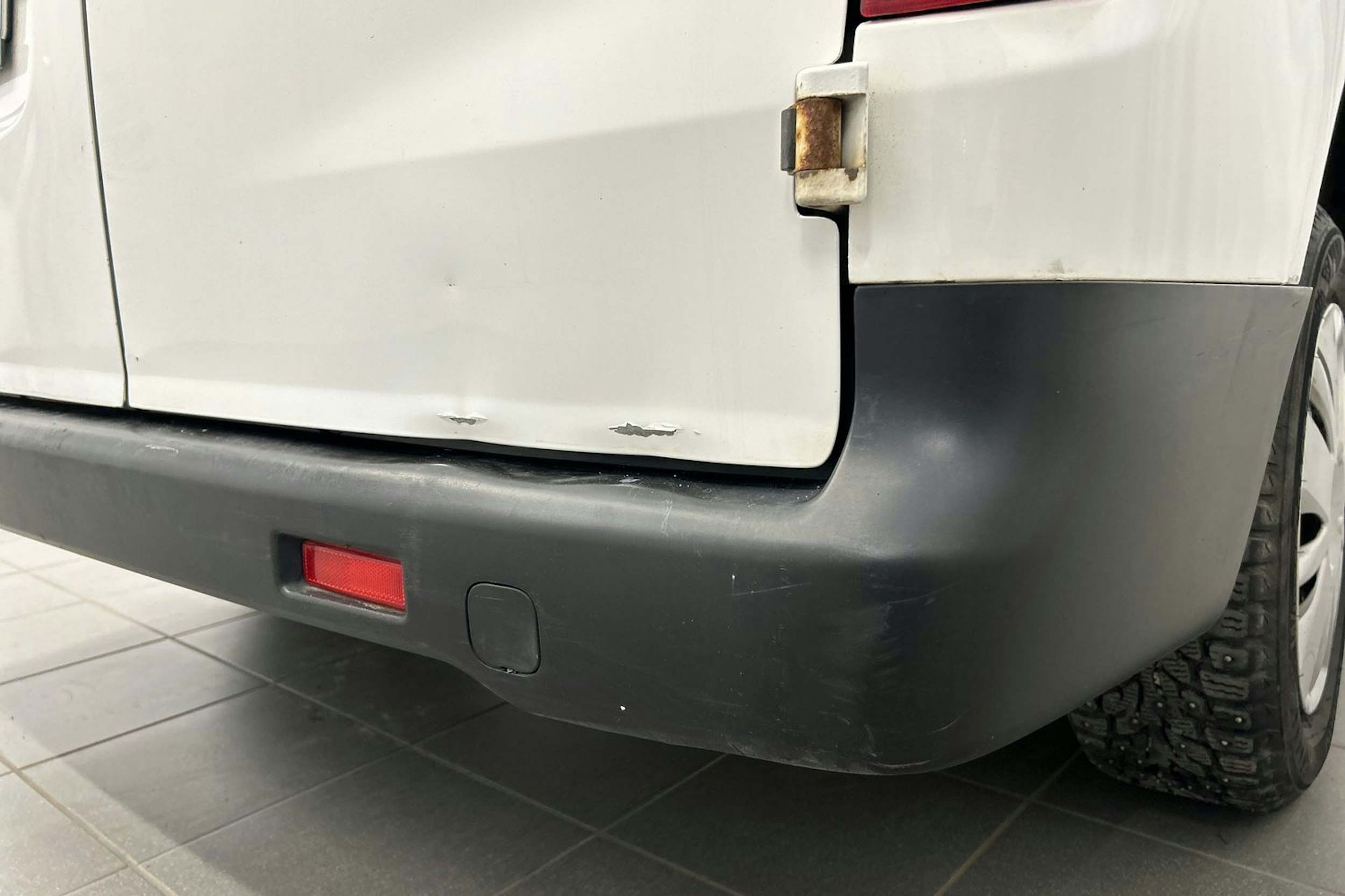 valkoinen Nissan NV200 2011 kuva 15.