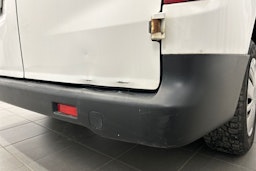 valkoinen Nissan NV200 2011 kuva 15.