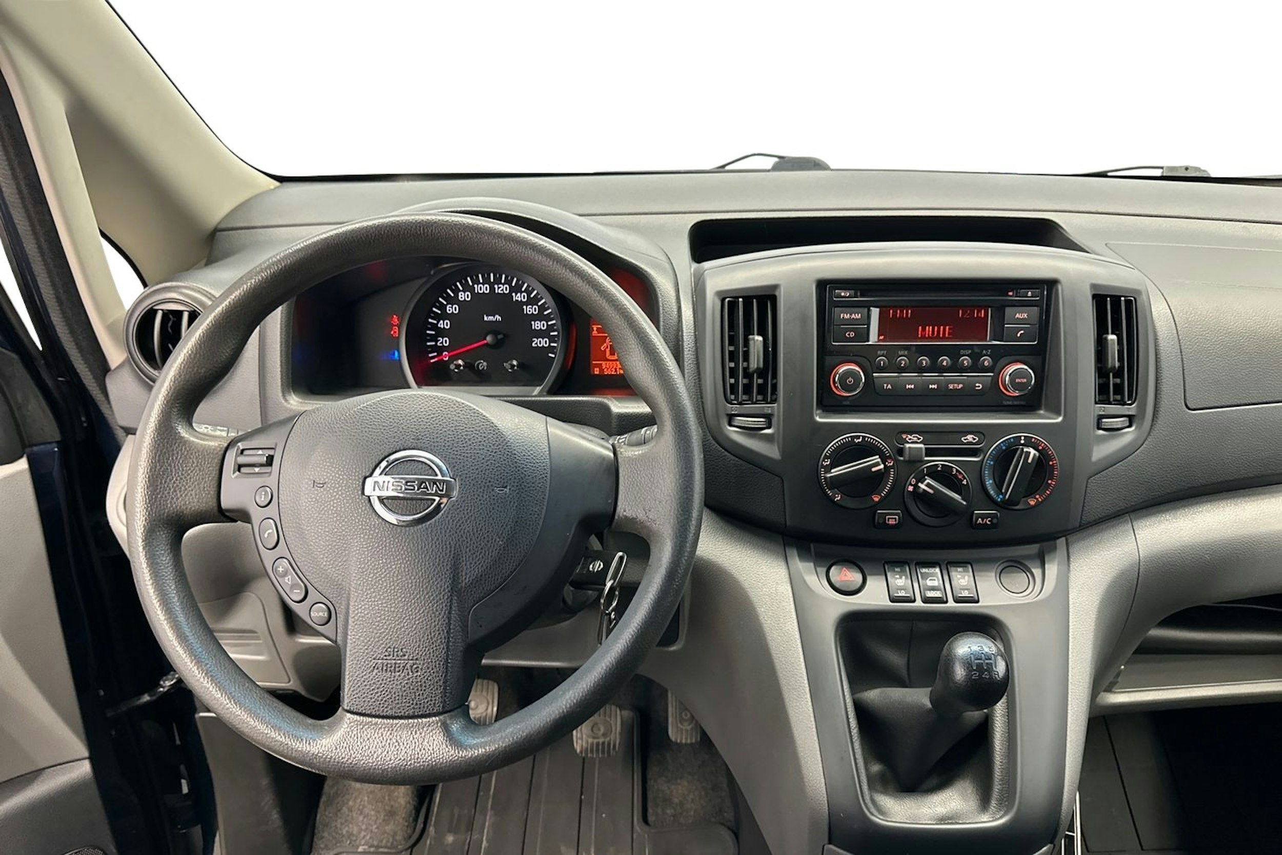 sininen Nissan NV200 2012 kuva 8.