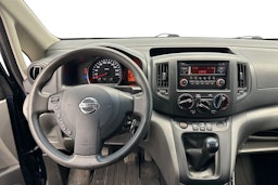 sininen Nissan NV200 2012 kuva 8.