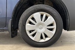sininen Nissan NV200 2012 kuva 20.