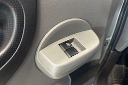 harmaa Nissan NV200 2013 kuva 19.