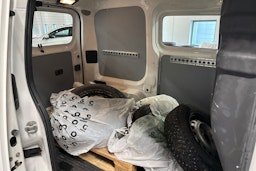 valkoinen Nissan NV200 2013 kuva 13.
