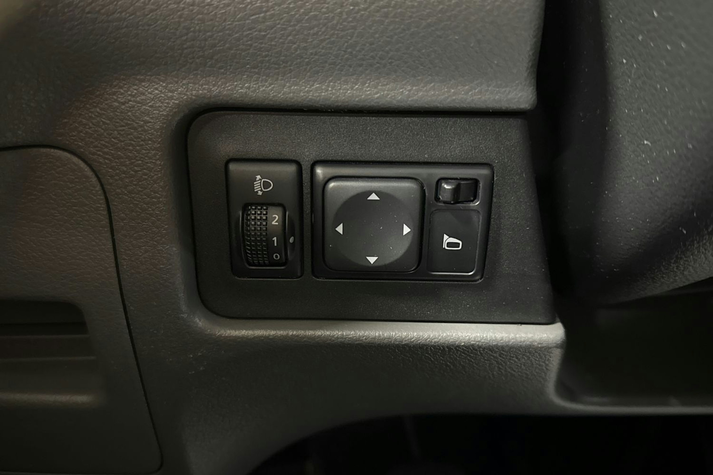 valkoinen Nissan NV200 2013 kuva 16.