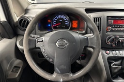 valkoinen Nissan NV200 2013 kuva 17.